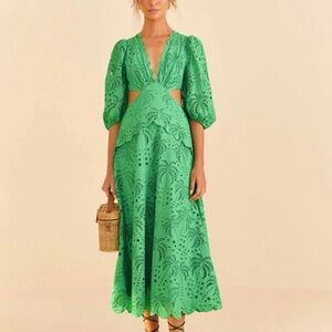 New Farm Rio, has a defected zipper